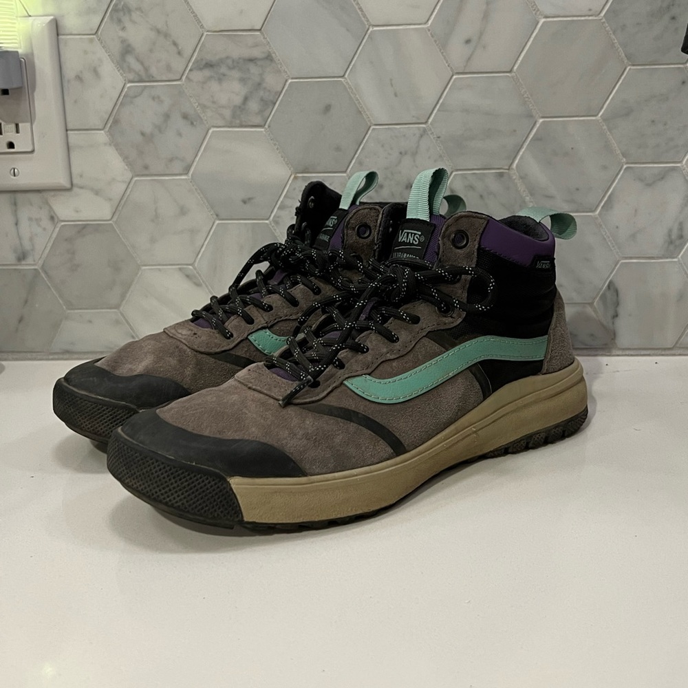 Vans Ultra Range high - worn twice